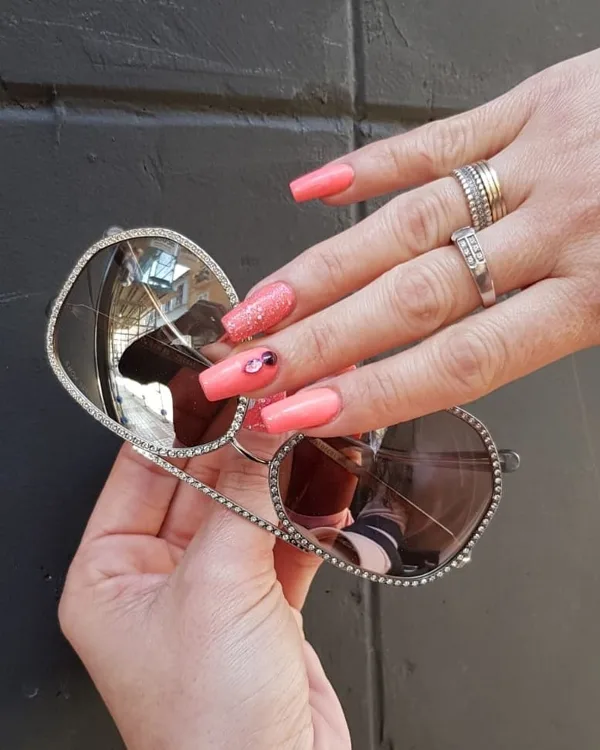 Uñas acrílicas